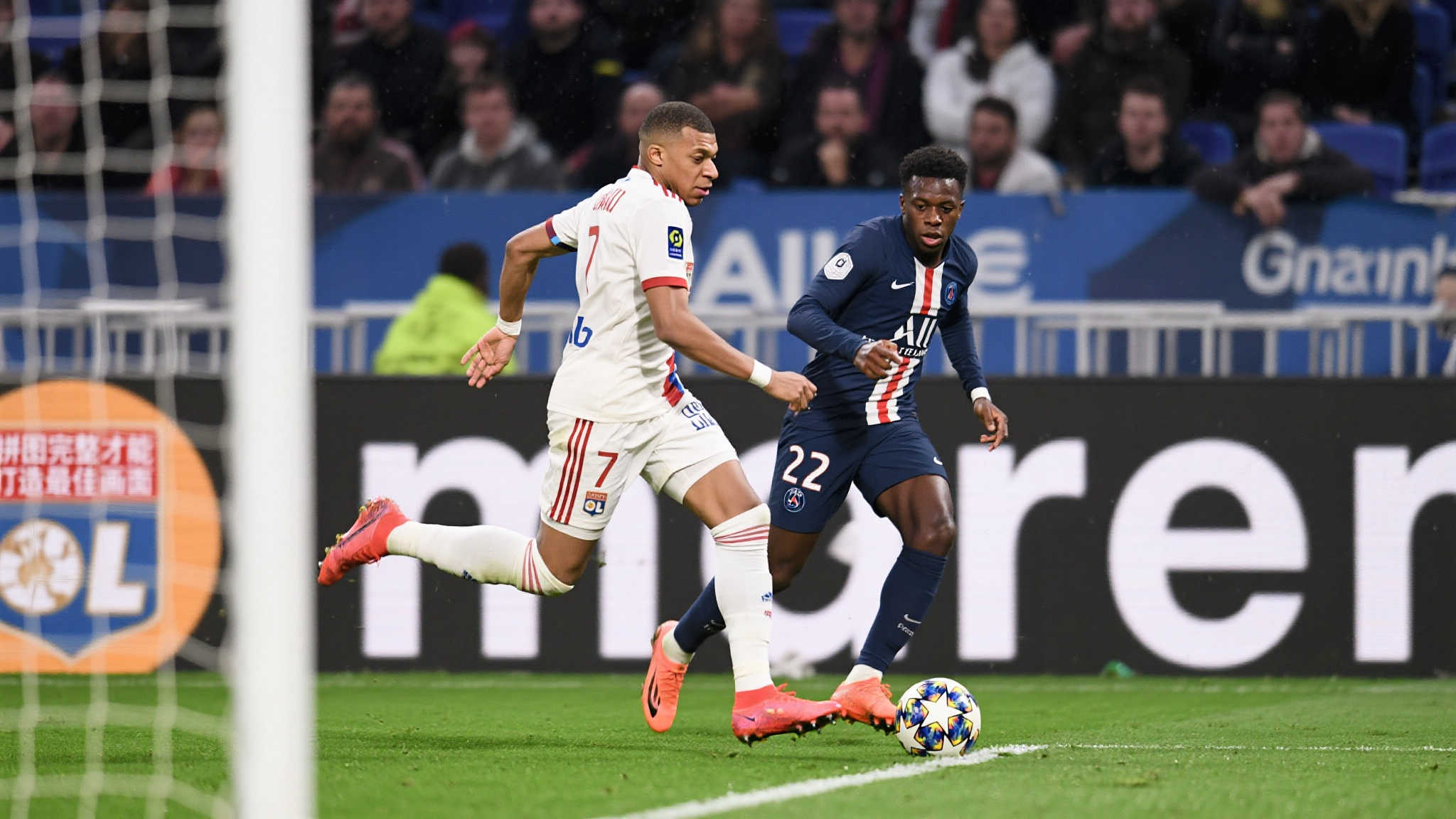 特别是在第二次进攻阶段，第58分钟时，通过姆巴佩和